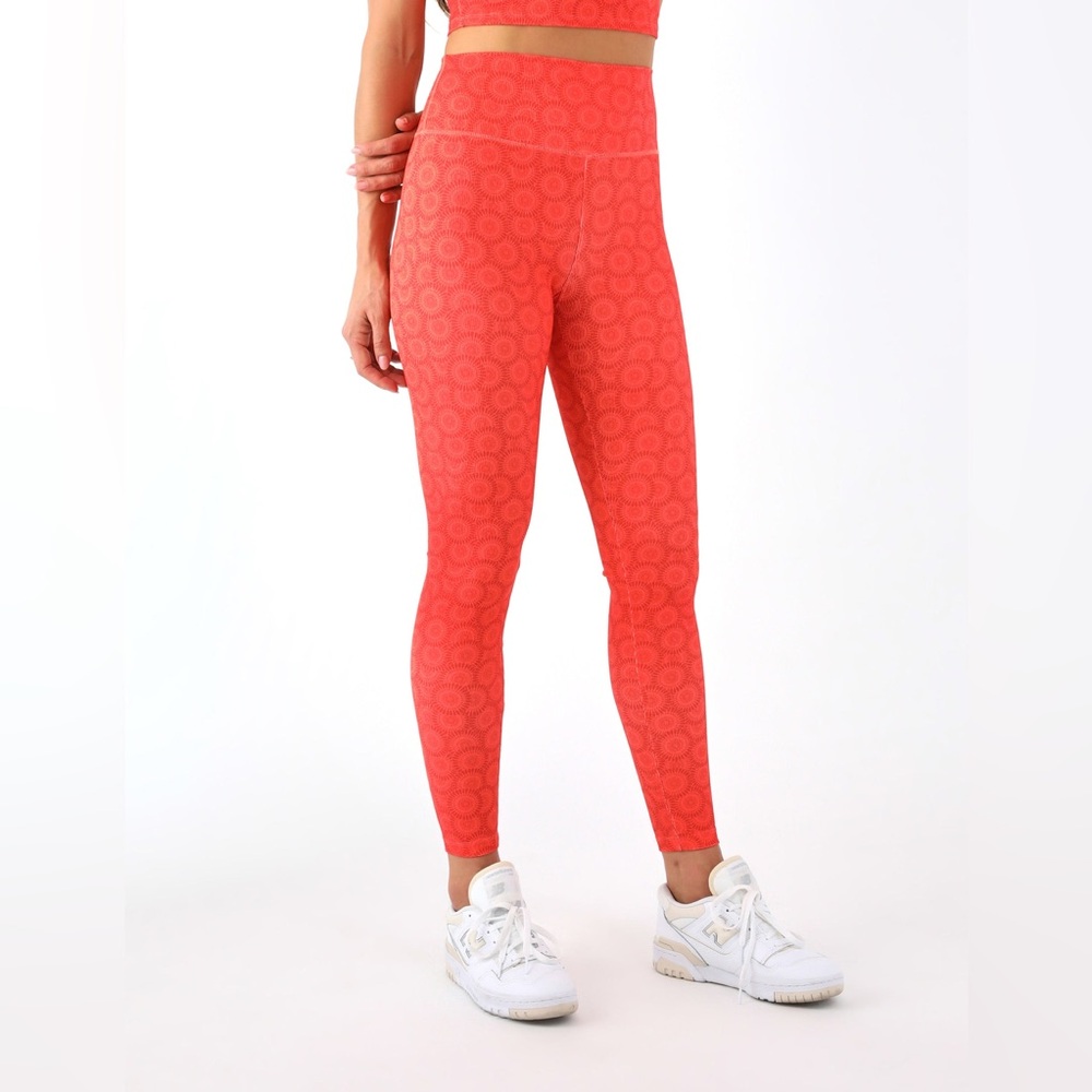 Glyder Sultry Legging Scarlet Hot Coral Sculpt Rib Florabom size Small Yoga